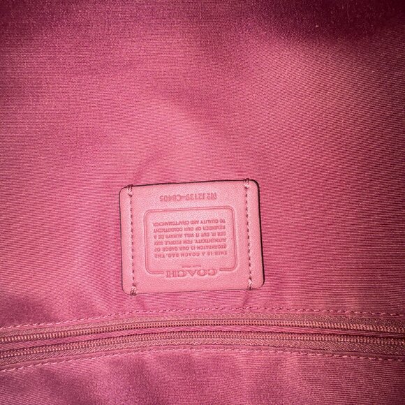 Coach Dempsey Tote 40 in Signature Jacquard with Stripe and Coach Patch - Picture 4 of 7